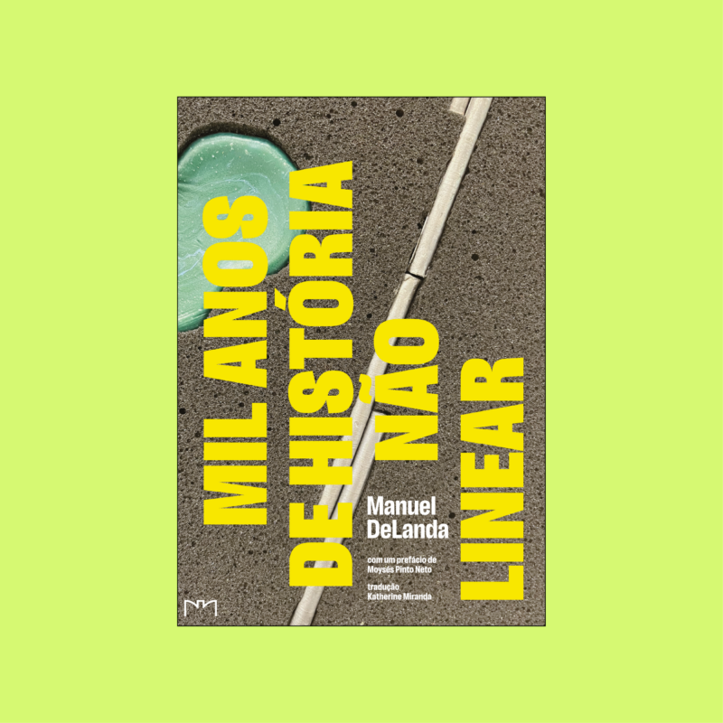 Mil anos de história não linear